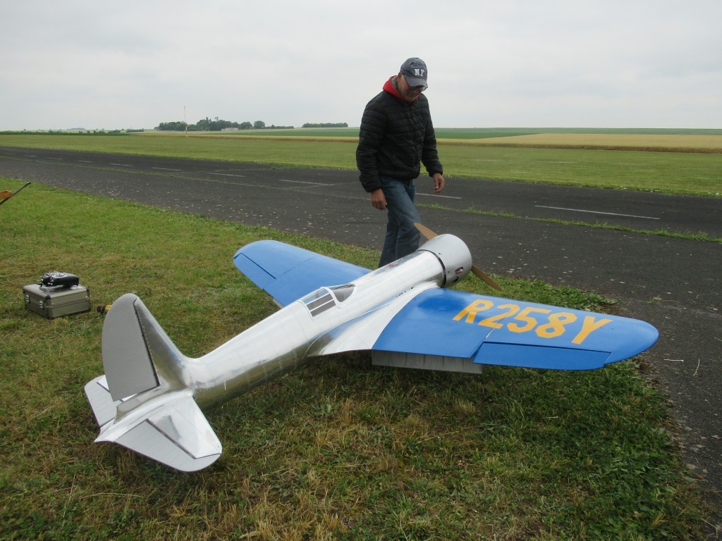 La Maquette du  Hughes  H1