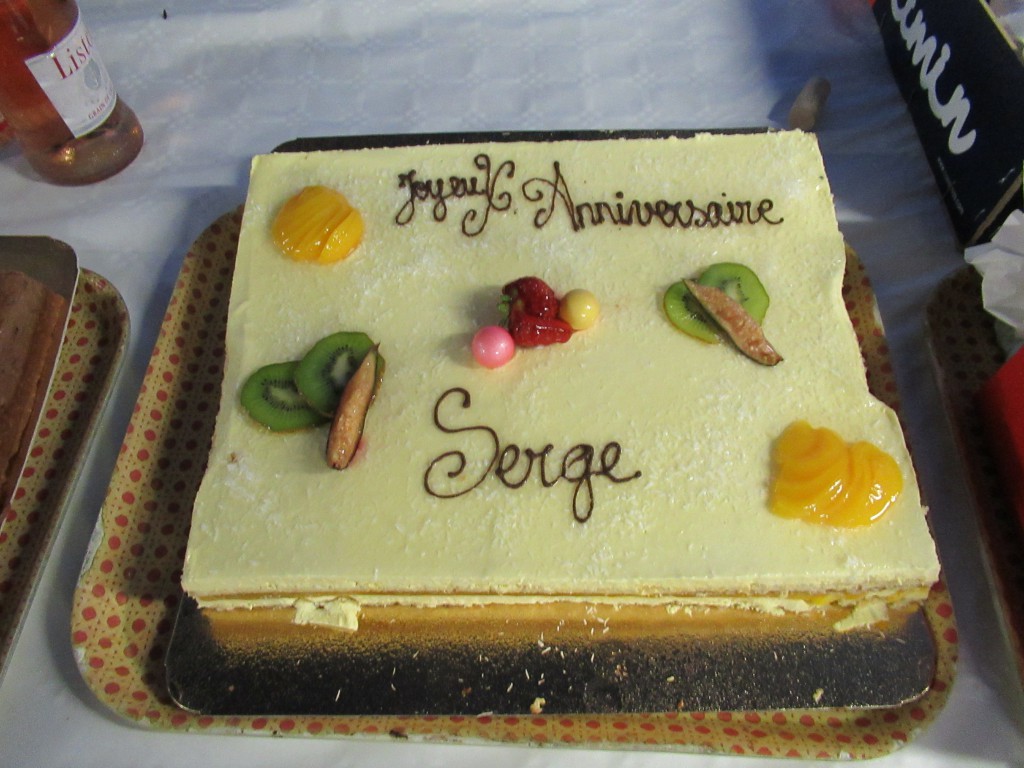 le gateau d'anniverssaire de serge parfums des iles  