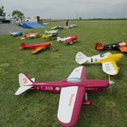 Au premier plan, Shoestring , gee Bee -D et Cassutt de P. Baudin