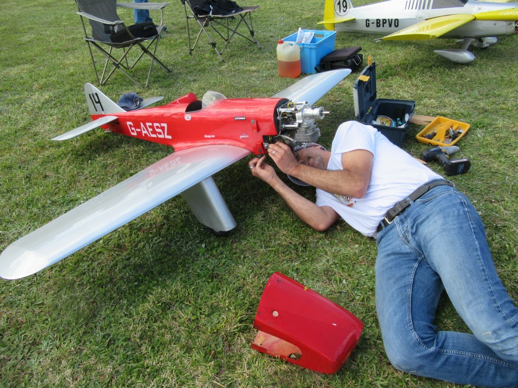 Mr Chansigaud  en pleine maintenance...